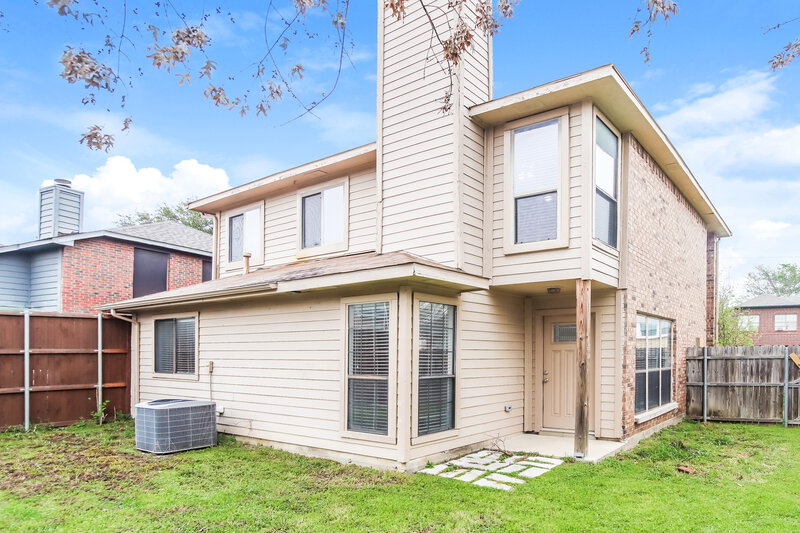 2,610/Mo, 1310 Jasmine Dr Lewisville, TX 75077 Rear View