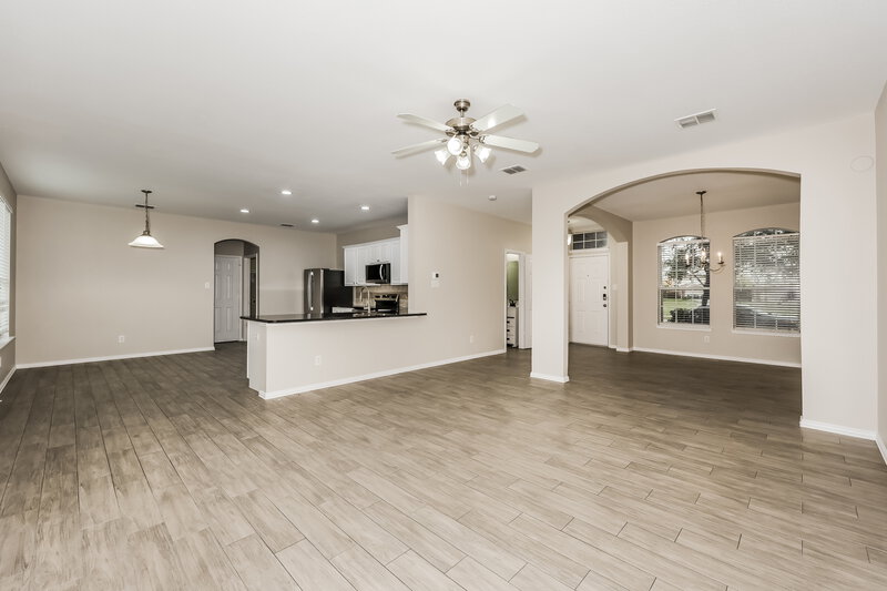 2,265/Mo, 2020 Natchez Dr Forney, TX 75126 Living Room View 2