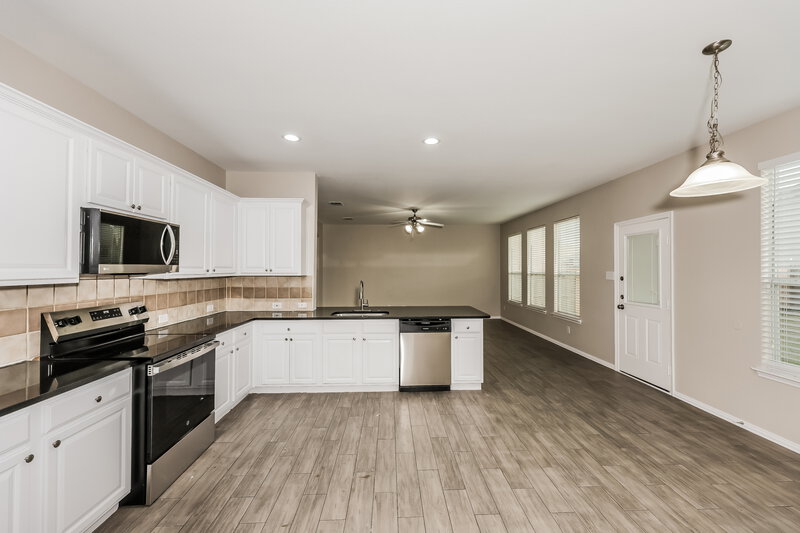 2,265/Mo, 2020 Natchez Dr Forney, TX 75126 Kitchen View