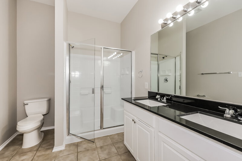 2,265/Mo, 2020 Natchez Dr Forney, TX 75126 Main Bathroom View