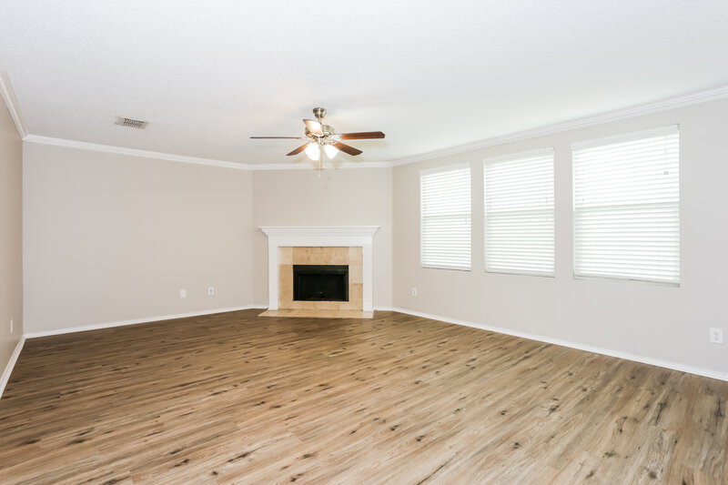 2,590/Mo, 2044 W Grove Ln Grand Prairie, TX 75052 Living Room View