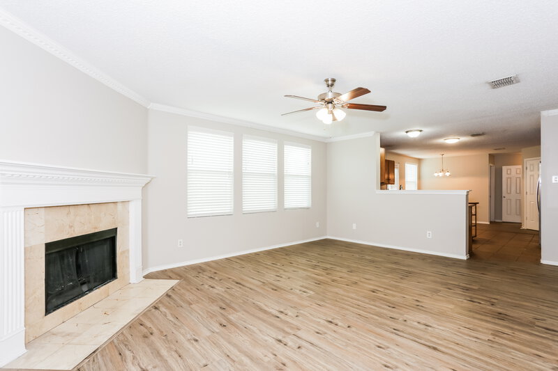 2,590/Mo, 2044 W Grove Ln Grand Prairie, TX 75052 Living Room View 2