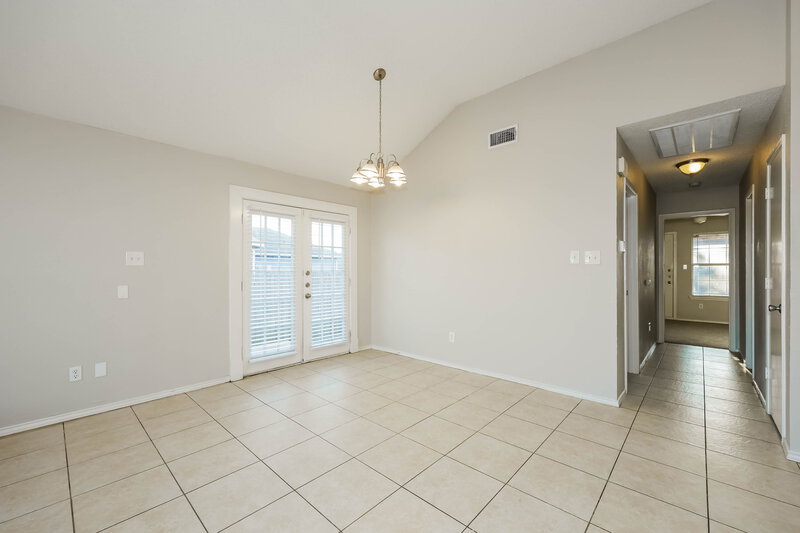 1,695/Mo, 1521 Becky Ln Lancaster, TX 75134 Dining Room View