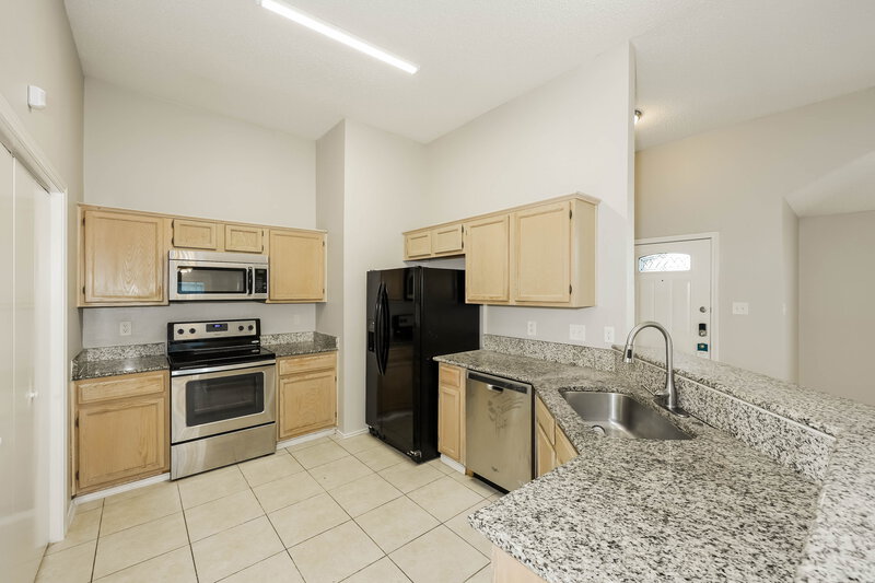 1,695/Mo, 1521 Becky Ln Lancaster, TX 75134 Kitchen View