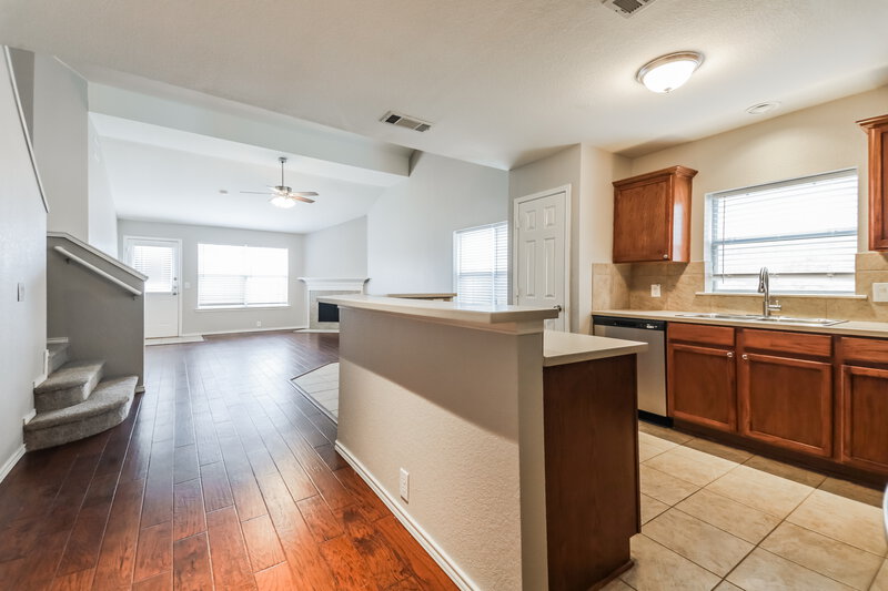2,275/Mo, 8613 Wagon Trl Cross Roads, TX 76227 Dining Room View 2