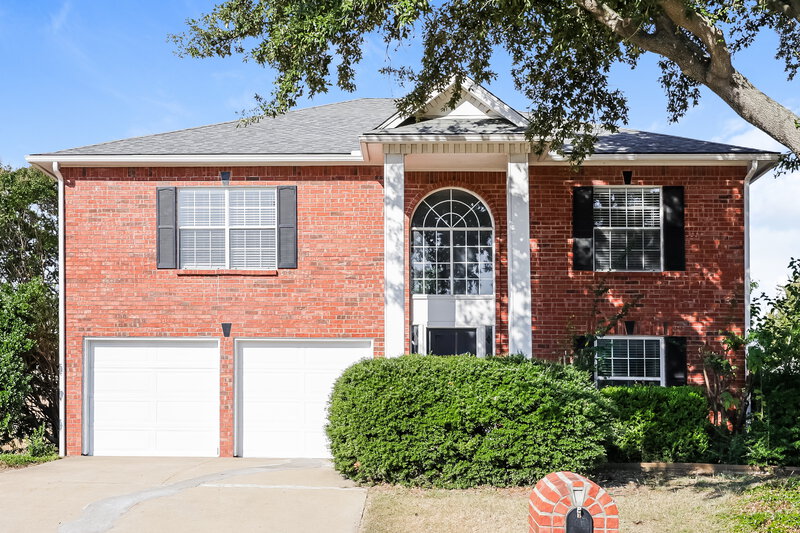2,040/Mo, 5528 Royal Meadow Ln Arlington, TX 76017 External View