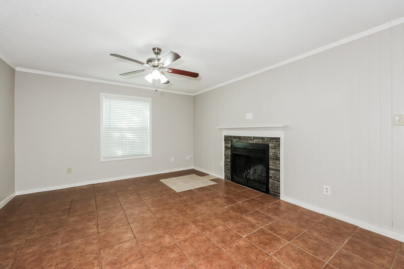 2,040/Mo, 5528 Royal Meadow Ln Arlington, TX 76017 Living Room View