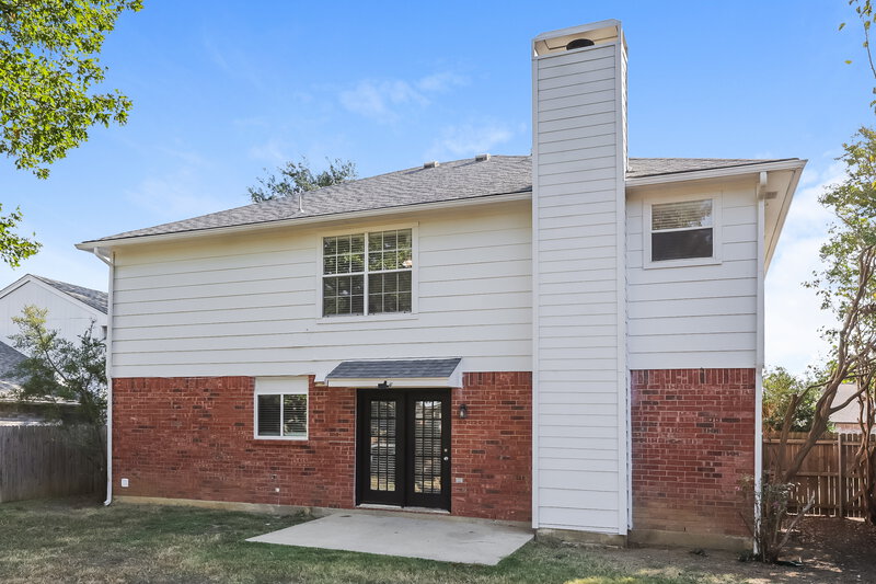 2,040/Mo, 5528 Royal Meadow Ln Arlington, TX 76017 Rear View