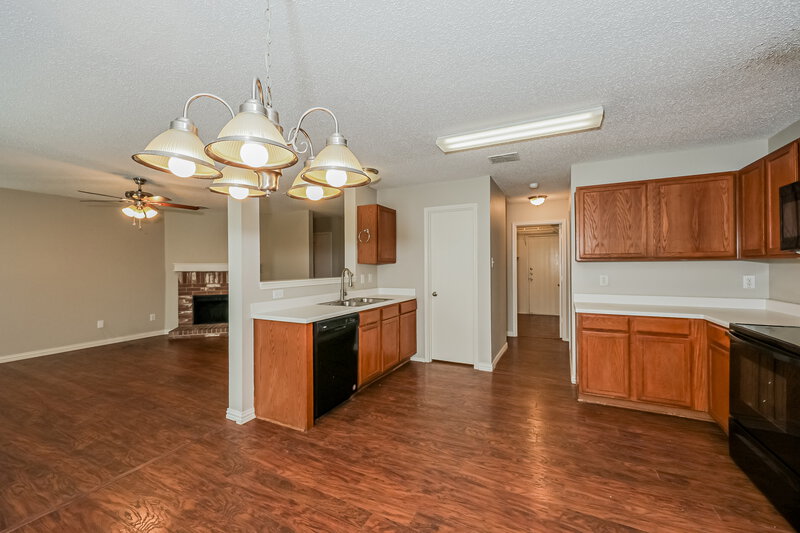 0/Mo, 2036 Navada Way Justin, TX 76247 Breakfast Nook View