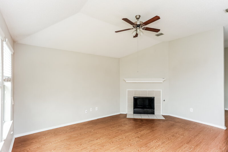 2,155/Mo, 2003 Misty Hollow Ct Forney, TX 75126 Living Room View