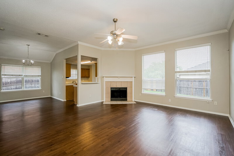 1,865/Mo, 825 Mesa Vista Dr Crowley, TX 76036 Living Room View