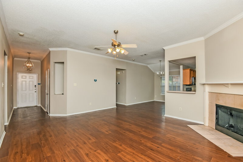 1,850/Mo, 825 Mesa Vista Dr Crowley, TX 76036 Dining Room View