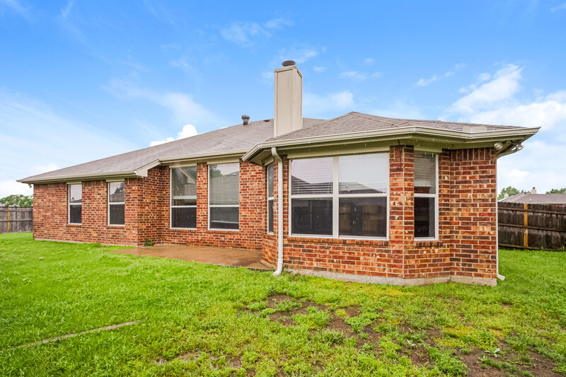 1,865/Mo, 825 Mesa Vista Dr Crowley, TX 76036 Rear View