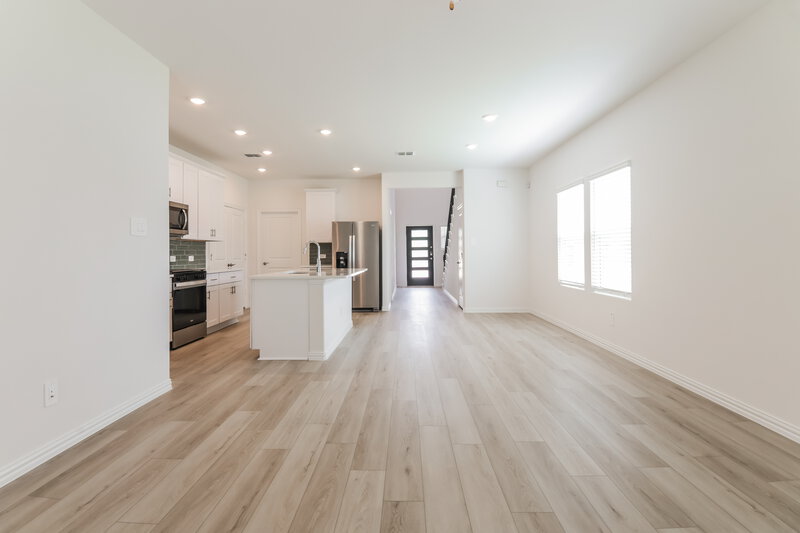 2,490/Mo, 704 Dotty Dr McKinney, TX 75071 Living Room View 3