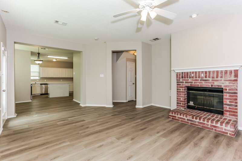 2,650/Mo, 1134 Starling Cir Midlothian, TX 76065 Living Room View