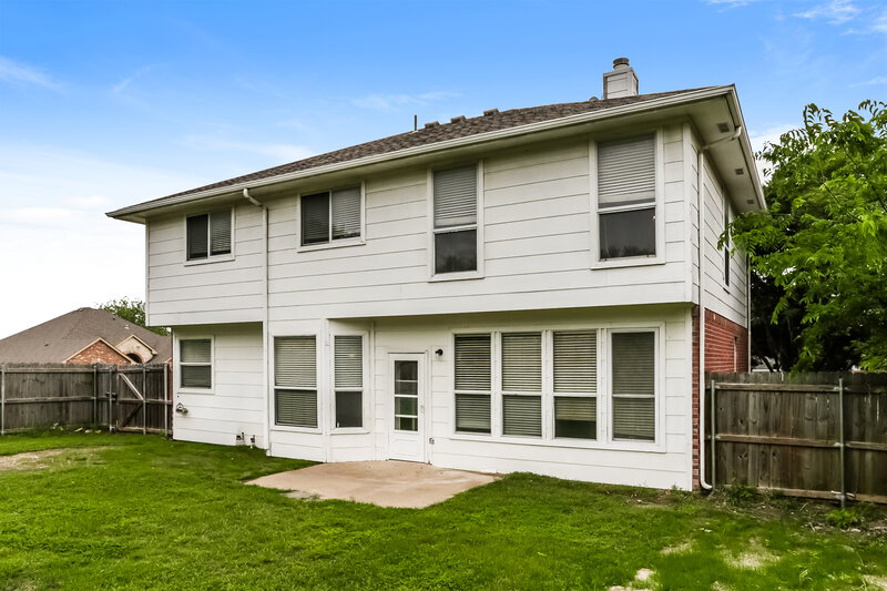 2,650/Mo, 1134 Starling Cir Midlothian, TX 76065 Rear View