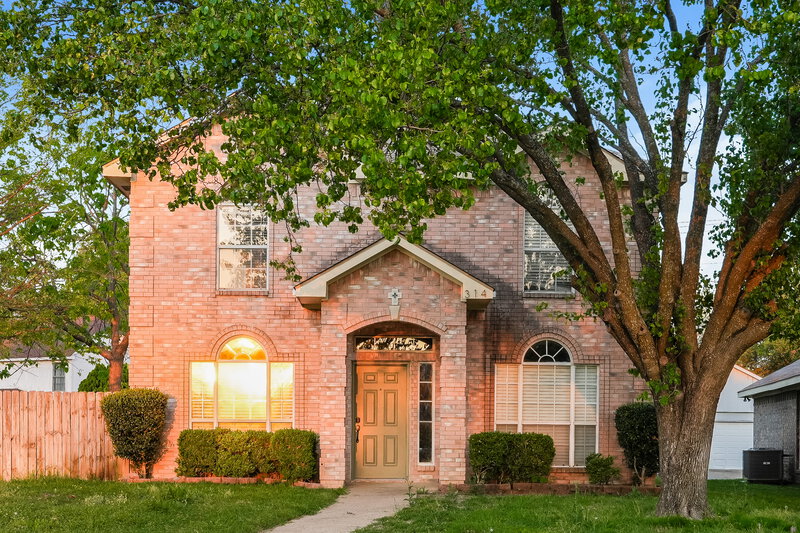 2,095/Mo, 314 Stringer Dr Cedar Hill, TX 75104 External View