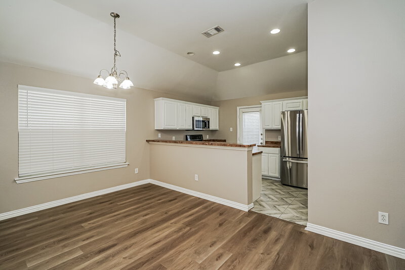 1,875/Mo, 140 Ringneck Dr Sanger, TX 76266 Dining Room View