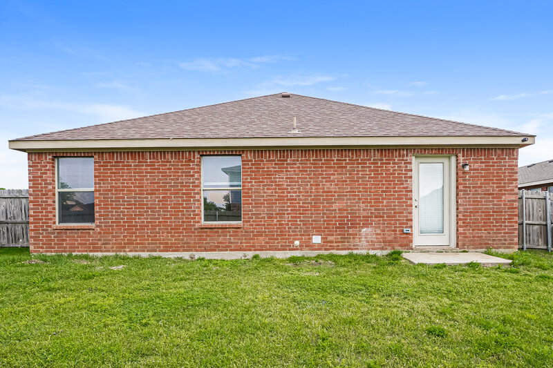 1,875/Mo, 140 Ringneck Dr Sanger, TX 76266 Rear View