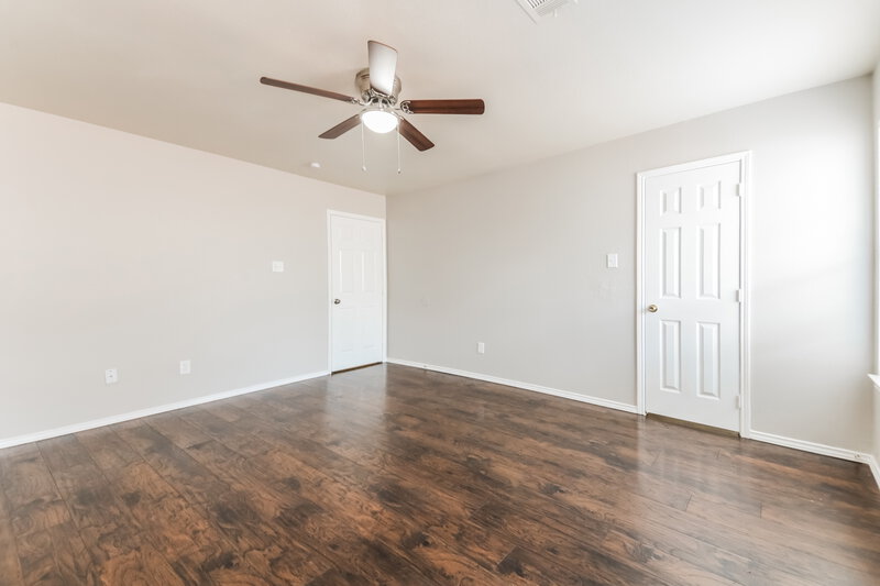 1,745/Mo, 1611 Cedar Bluff Ln Dallas, TX 75253 Main Bedroom View 2