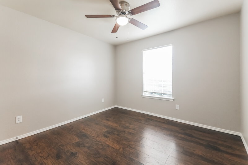 1,745/Mo, 1611 Cedar Bluff Ln Dallas, TX 75253 Bedroom View
