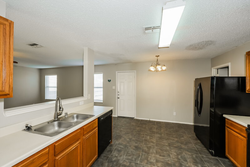 1,965/Mo, 2404 Faircrest Dr Rockwall, TX 75032 Kitchen View