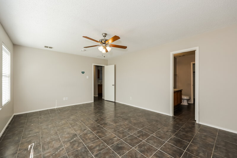 1,965/Mo, 2404 Faircrest Dr Rockwall, TX 75032 Main Bedroom View 2