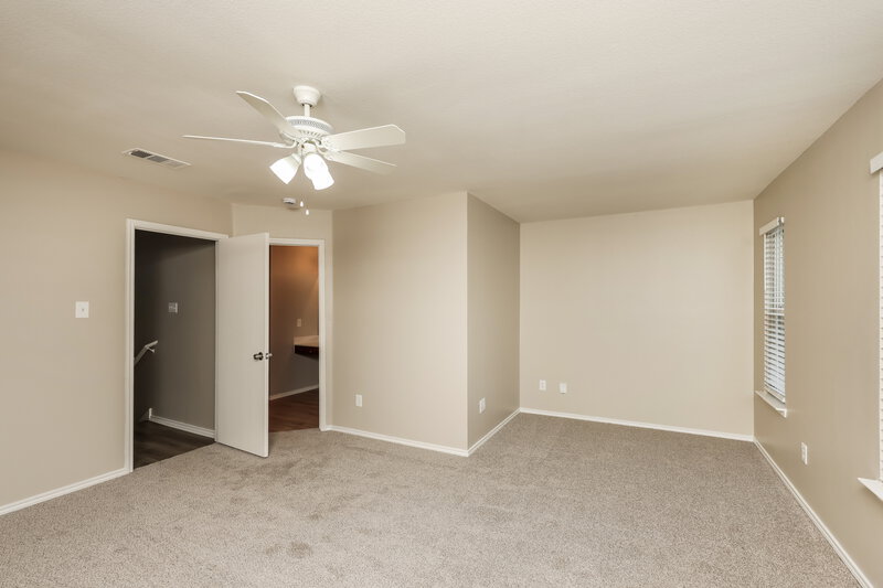 2,285/Mo, 1148 Tomahawk Dr Dallas, TX 75253 Main Bedroom View