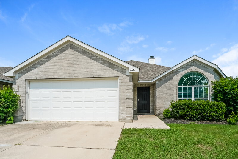 2,105/Mo, 4616 Wheatland Dr Fort Worth, TX 76179 External View