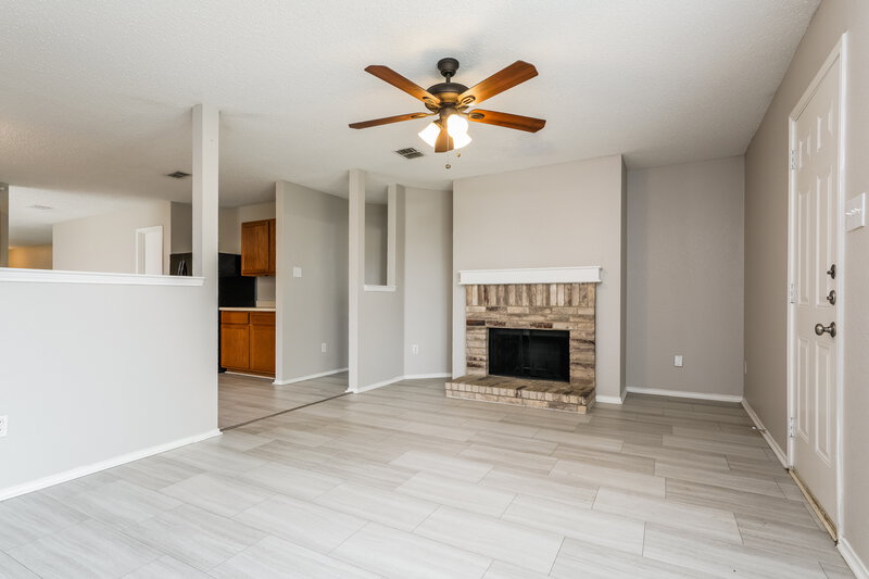 2,315/Mo, 1003 Carthage Way Arlington, TX 76017 Family Room View