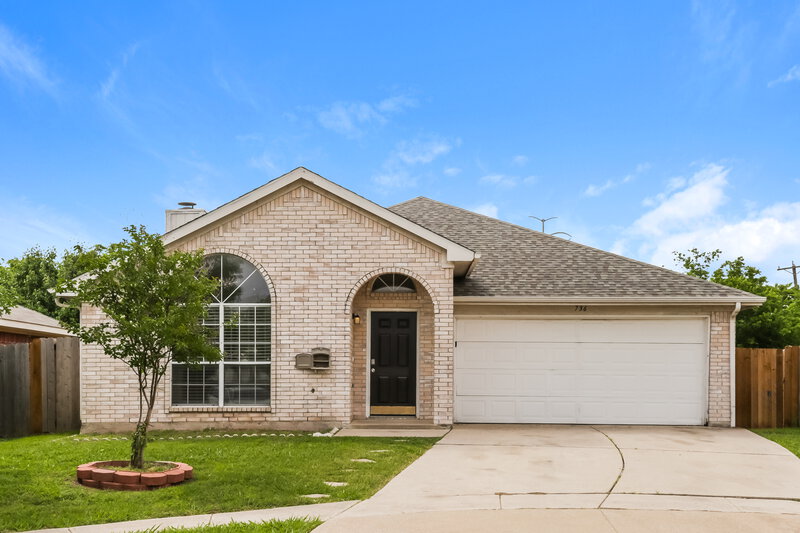 2,095/Mo, 736 W Colony Dr Arlington, TX 76001 External View