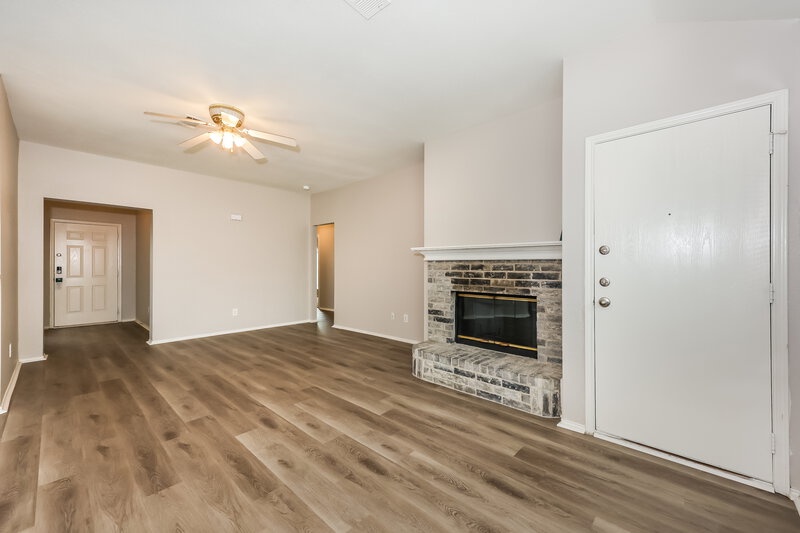 2,065/Mo, 1840 McNeely St Lancaster, TX 75134 Living Room View 2