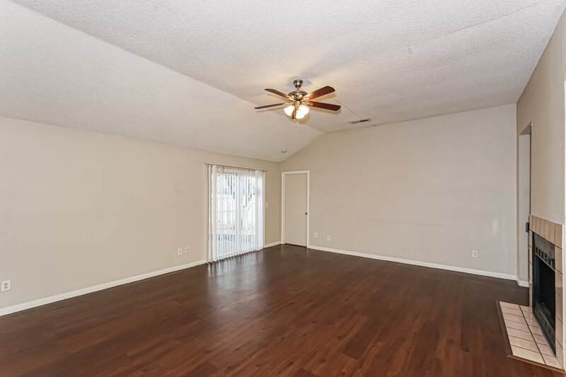2,190/Mo, 416 Rifleman Trl Arlington, TX 76002 Living Room View
