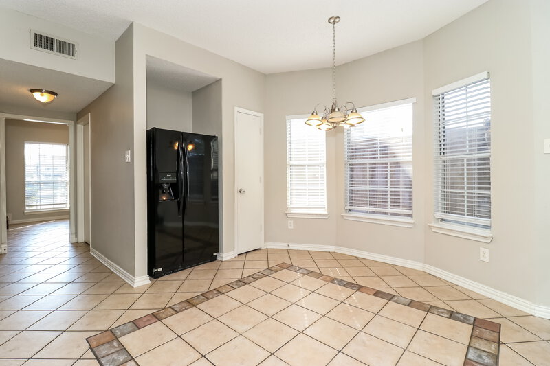 2,240/Mo, 2125 Lavender Ln Flower Mound, TX 75028 Dining Room View 2