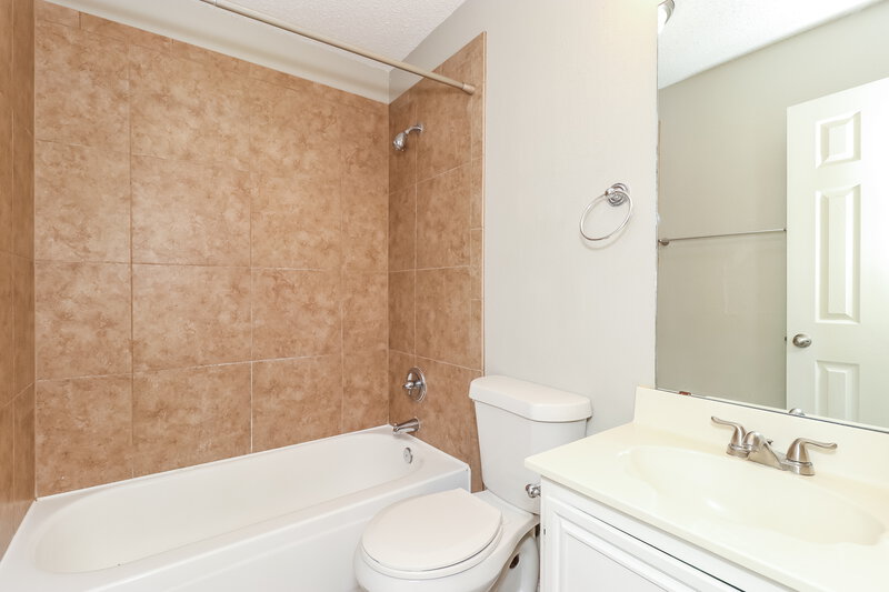 2,240/Mo, 2125 Lavender Ln Flower Mound, TX 75028 Bathroom View