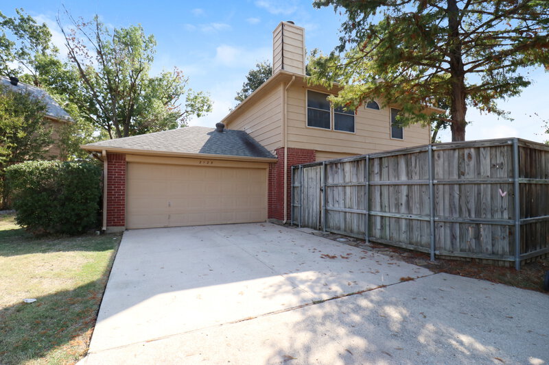 2,240/Mo, 2125 Lavender Ln Flower Mound, TX 75028 Rear View 2