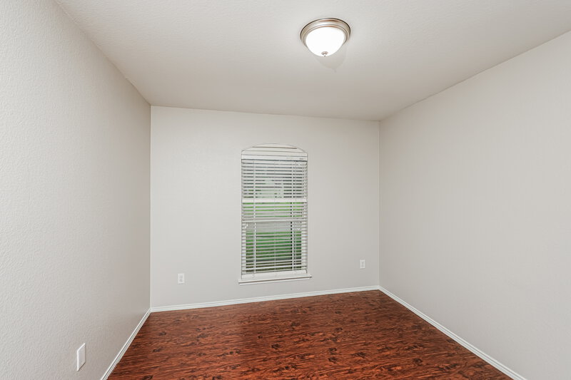 2,475/Mo, 900 Diann Cir Lancaster, TX 75146 Bedroom View