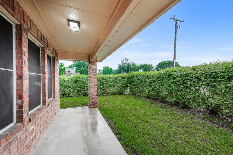 2,475/Mo, 900 Diann Cir Lancaster, TX 75146 Rear View