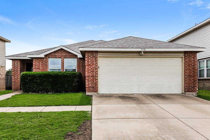 2,035/Mo, 9128 Garden Springs Dr Fort Worth, TX 76123 External View