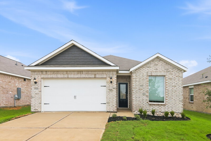 2,270/Mo, 1720 Paul Dr Seagoville, TX 75159 External View