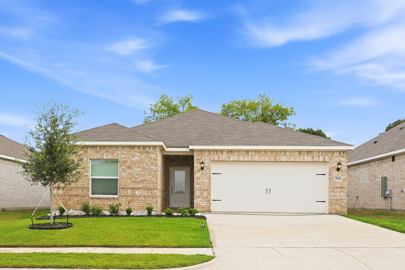 2,340/Mo, 744 Layton Ct Seagoville, TX 75159 External View