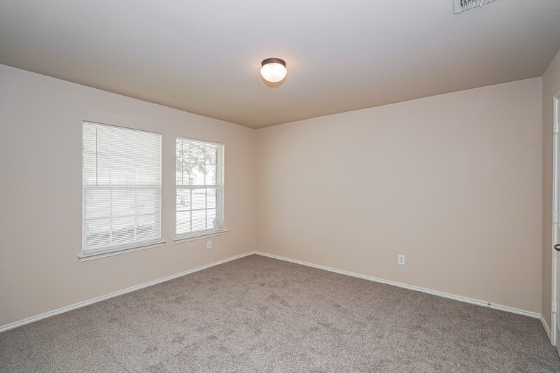 2,220/Mo, 321 Silver Lake Trl Fort Worth, TX 76140 Bedroom View