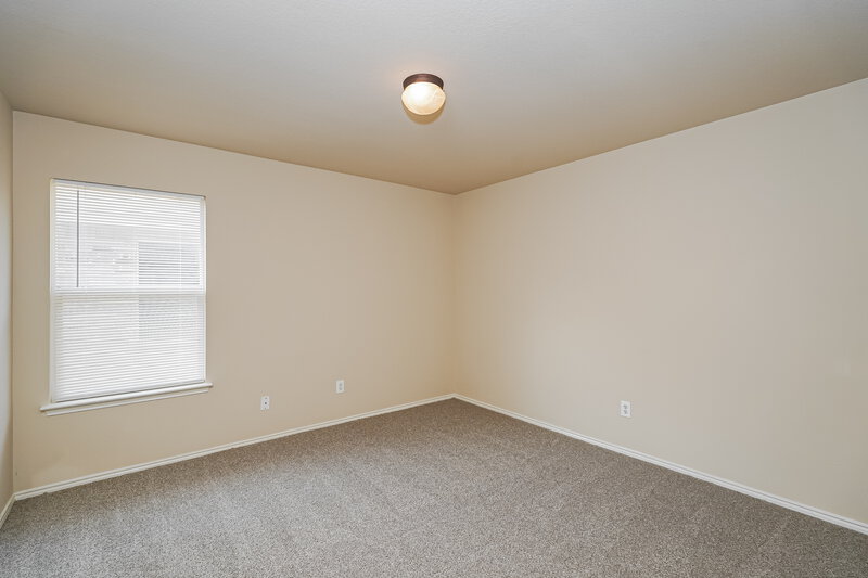 2,220/Mo, 321 Silver Lake Trl Fort Worth, TX 76140 Bedroom View 2