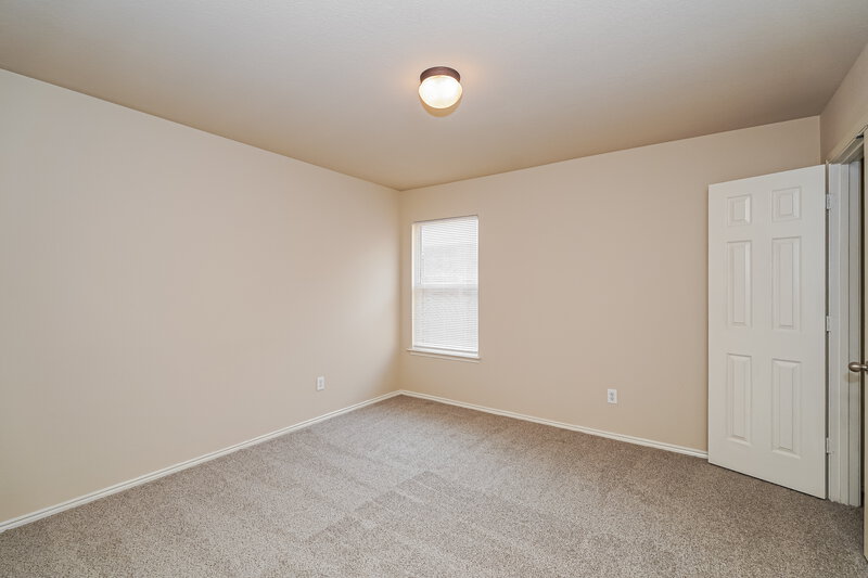 2,220/Mo, 321 Silver Lake Trl Fort Worth, TX 76140 Bedroom View 3