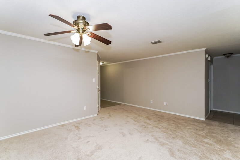 2,135/Mo, 1720 Rialto Way Justin, TX 76247 Living Room View