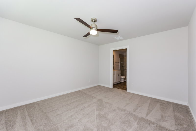 2,575/Mo, 3027 River Birch Dr Dallas, TX 75253 Main Bedroom View