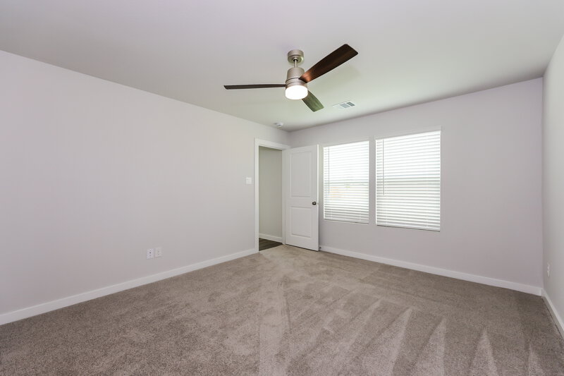 2,575/Mo, 3027 River Birch Dr Dallas, TX 75253 Main Bedroom View 2