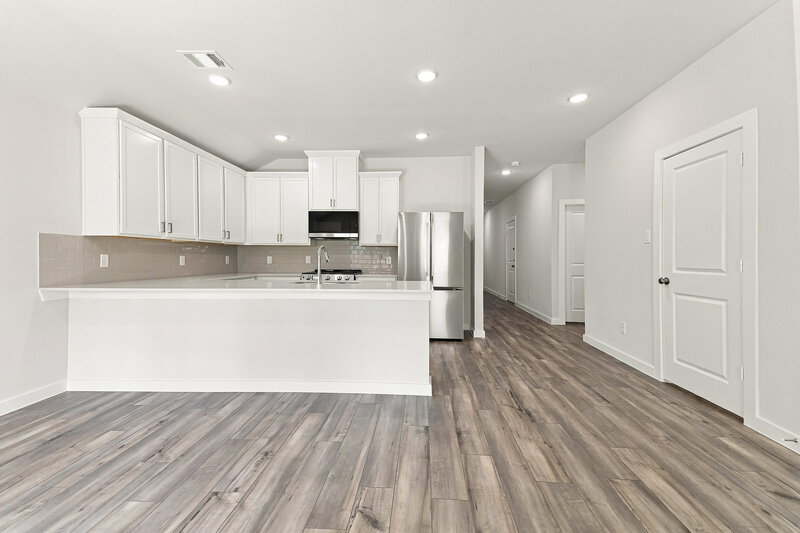 2,240/Mo, 3116 River Birch Dr Dallas, TX 75253 Dining Room View
