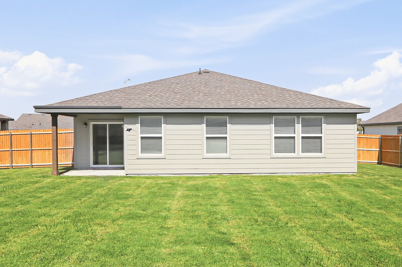 2,240/Mo, 3116 River Birch Dr Dallas, TX 75253 Rear View