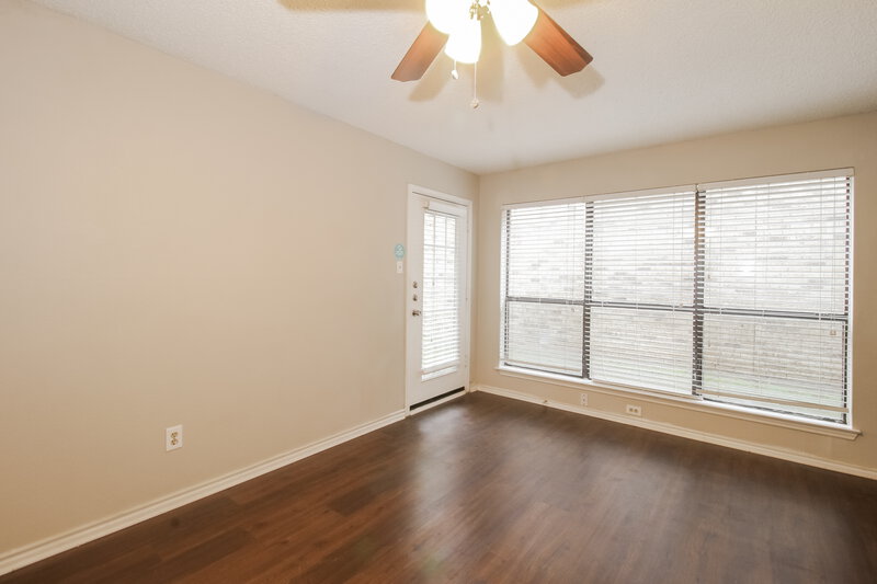 2,115/Mo, 1345 Jasmine Dr Lewisville, TX 75077 Family Room View